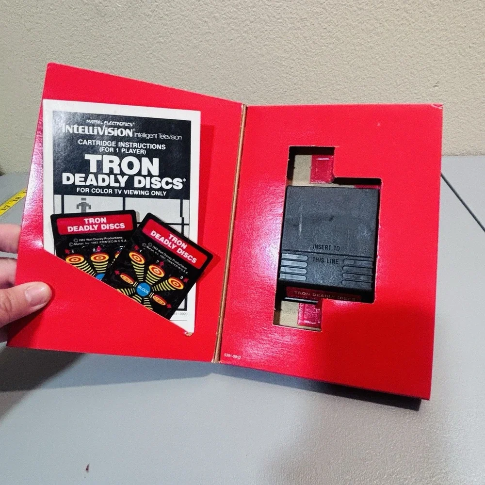 Intellivision Disney Tron Deadly Discs 1982‎ Video Game Cartridge Mattel Retro